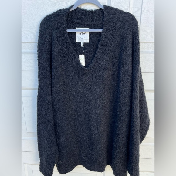 aerie Sweaters - Women's Aerie Cozy Oversized Bouclé V-Neck Sweater Black XXL/TG